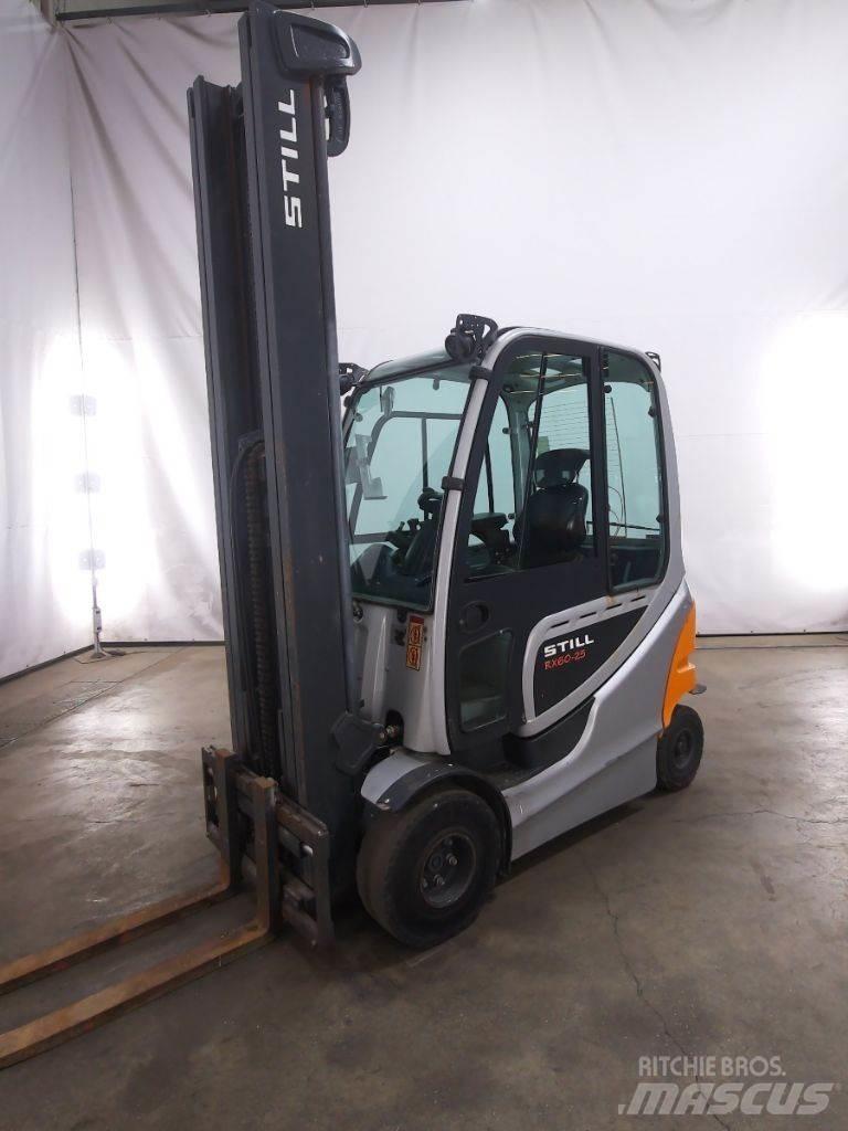 Still RX60-25 شاحنات ذات رافعات شوكية تعمل بالكهرباء