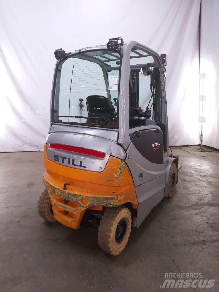 Still RX60-25 شاحنات ذات رافعات شوكية تعمل بالكهرباء
