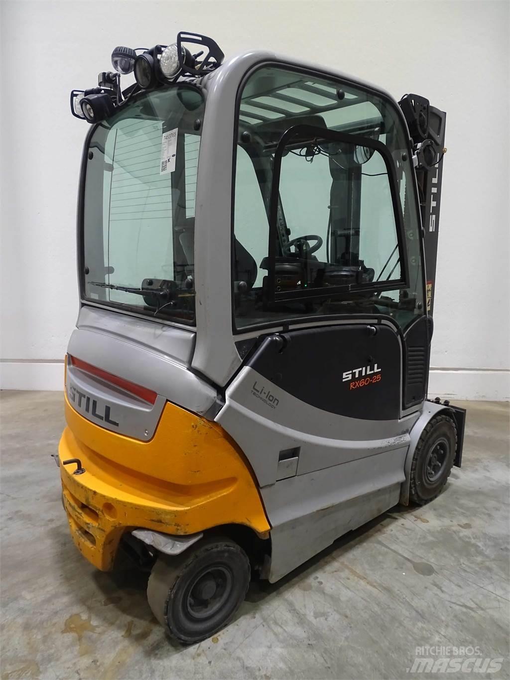 Still RX60-25 شاحنات ذات رافعات شوكية تعمل بالكهرباء
