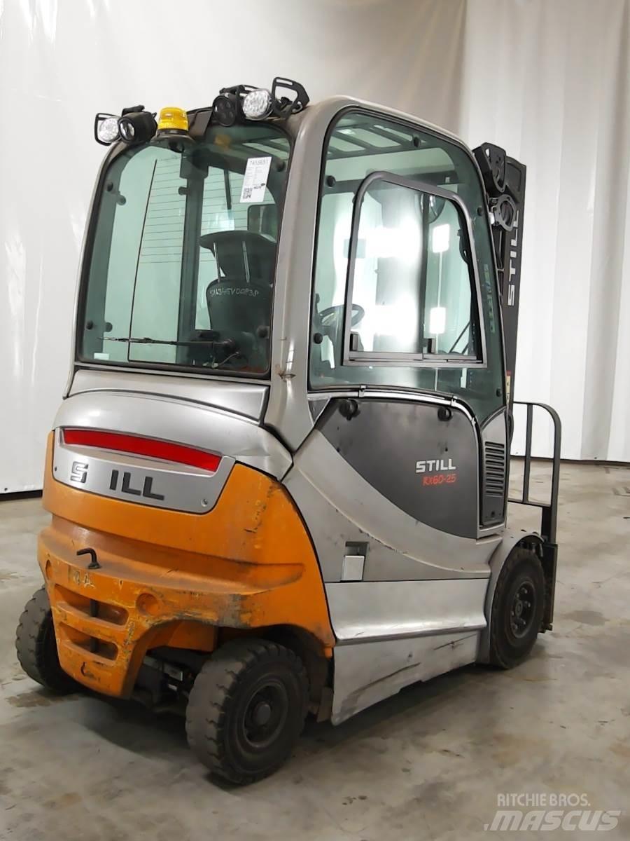Still RX60-25 شاحنات ذات رافعات شوكية تعمل بالكهرباء