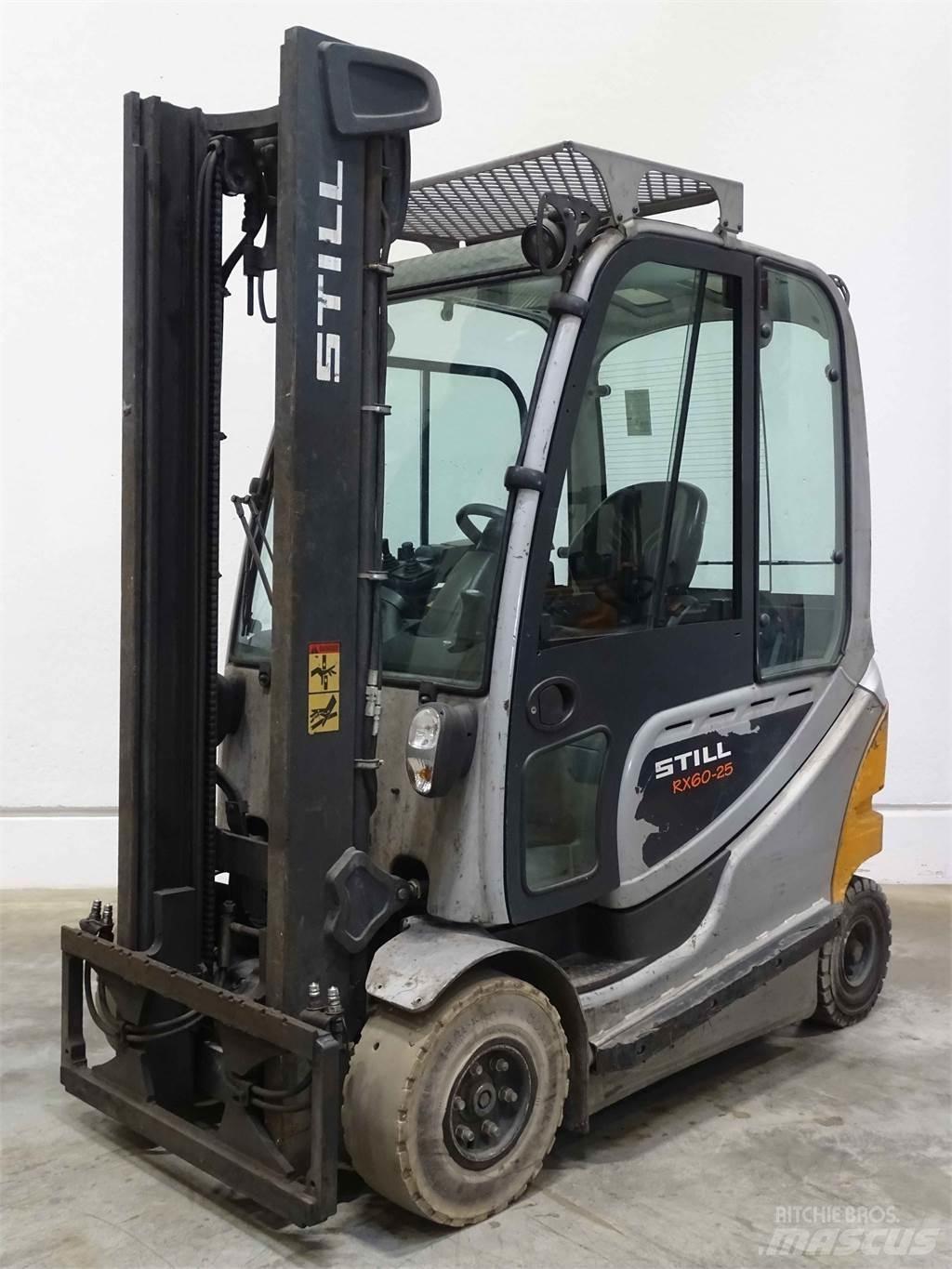 Still RX60-25 شاحنات ذات رافعات شوكية تعمل بالكهرباء