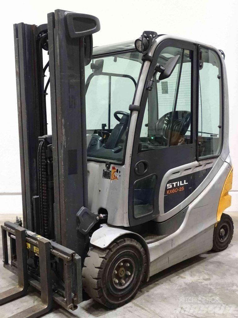 Still RX60-25 شاحنات ذات رافعات شوكية تعمل بالكهرباء
