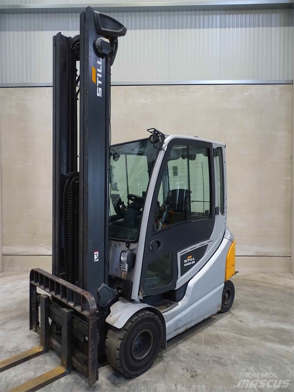 Still RX60-25 شاحنات ذات رافعات شوكية تعمل بالكهرباء