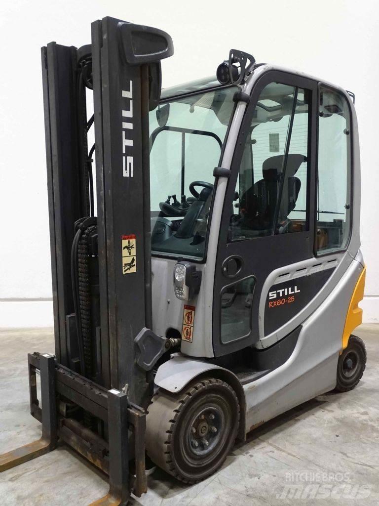 Still RX60-25 شاحنات ذات رافعات شوكية تعمل بالكهرباء