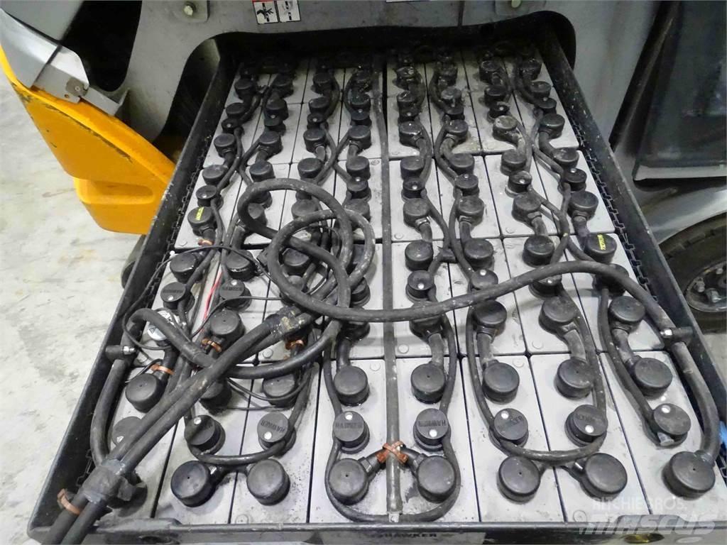 Still RX60-25 شاحنات ذات رافعات شوكية تعمل بالكهرباء