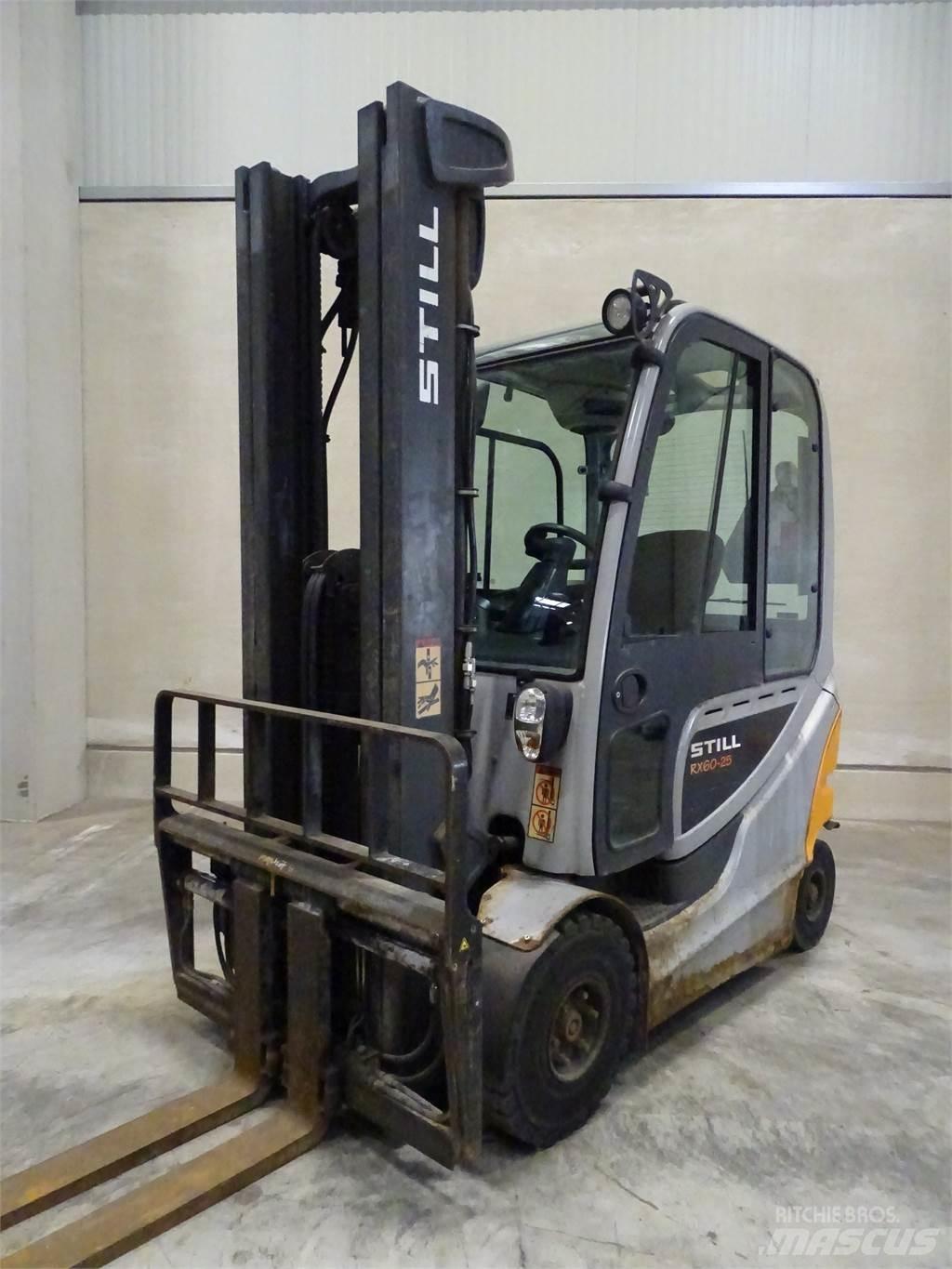 Still RX60-25 شاحنات ذات رافعات شوكية تعمل بالكهرباء