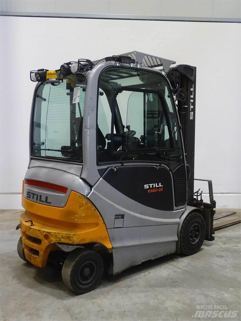 Still RX60-25 شاحنات ذات رافعات شوكية تعمل بالكهرباء
