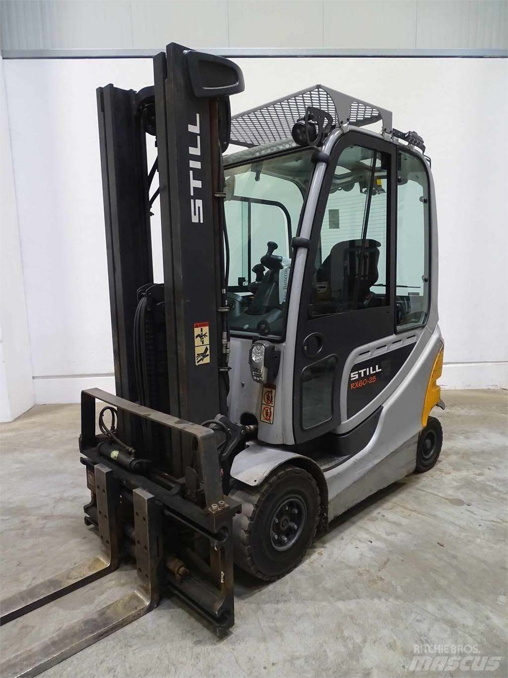 Still RX60-25 شاحنات ذات رافعات شوكية تعمل بالكهرباء
