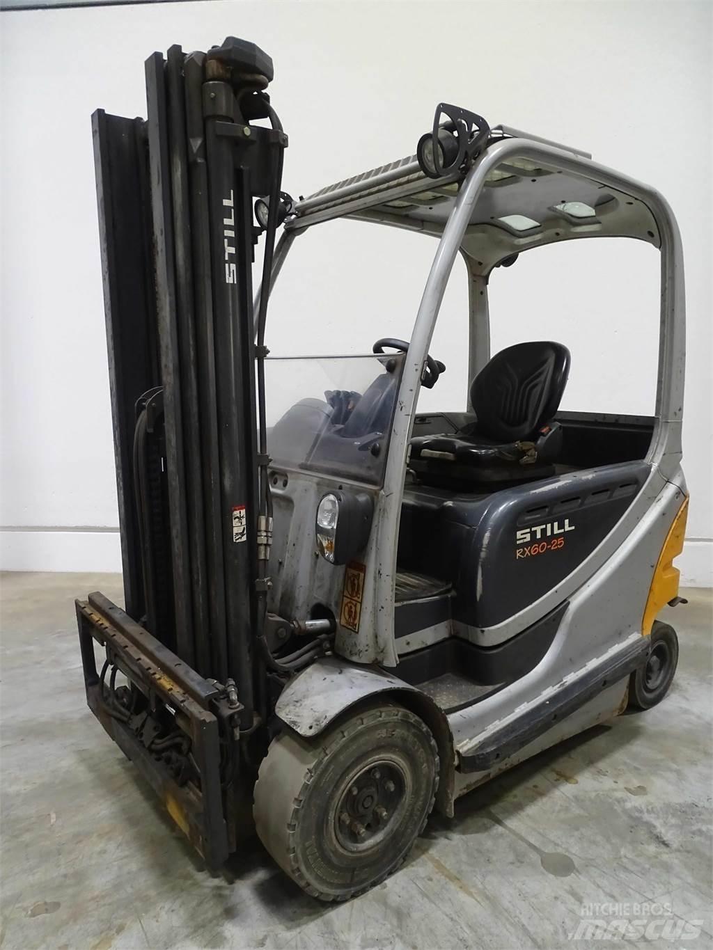 Still RX60-25 شاحنات ذات رافعات شوكية تعمل بالكهرباء