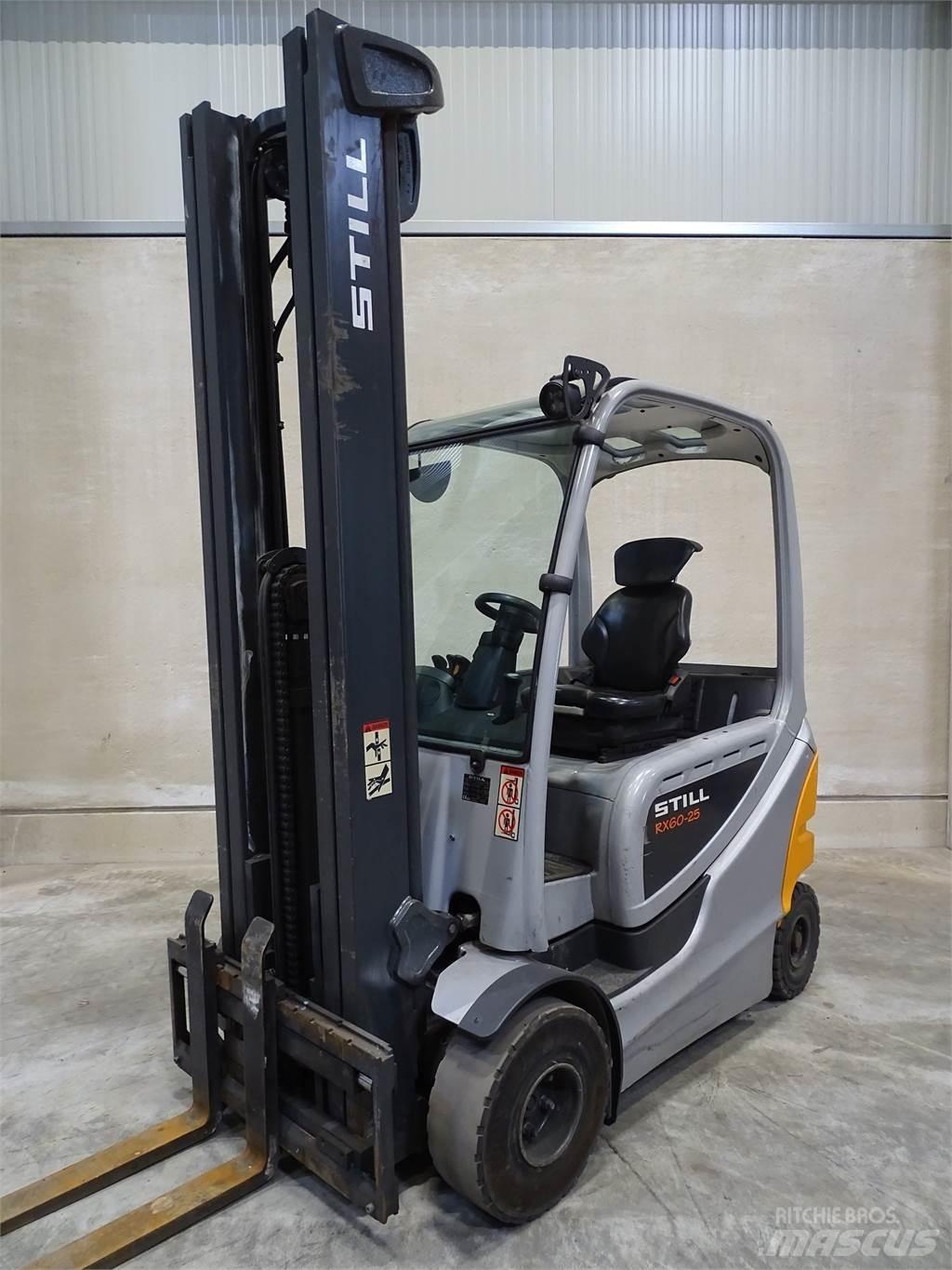 Still RX60-25 شاحنات ذات رافعات شوكية تعمل بالكهرباء