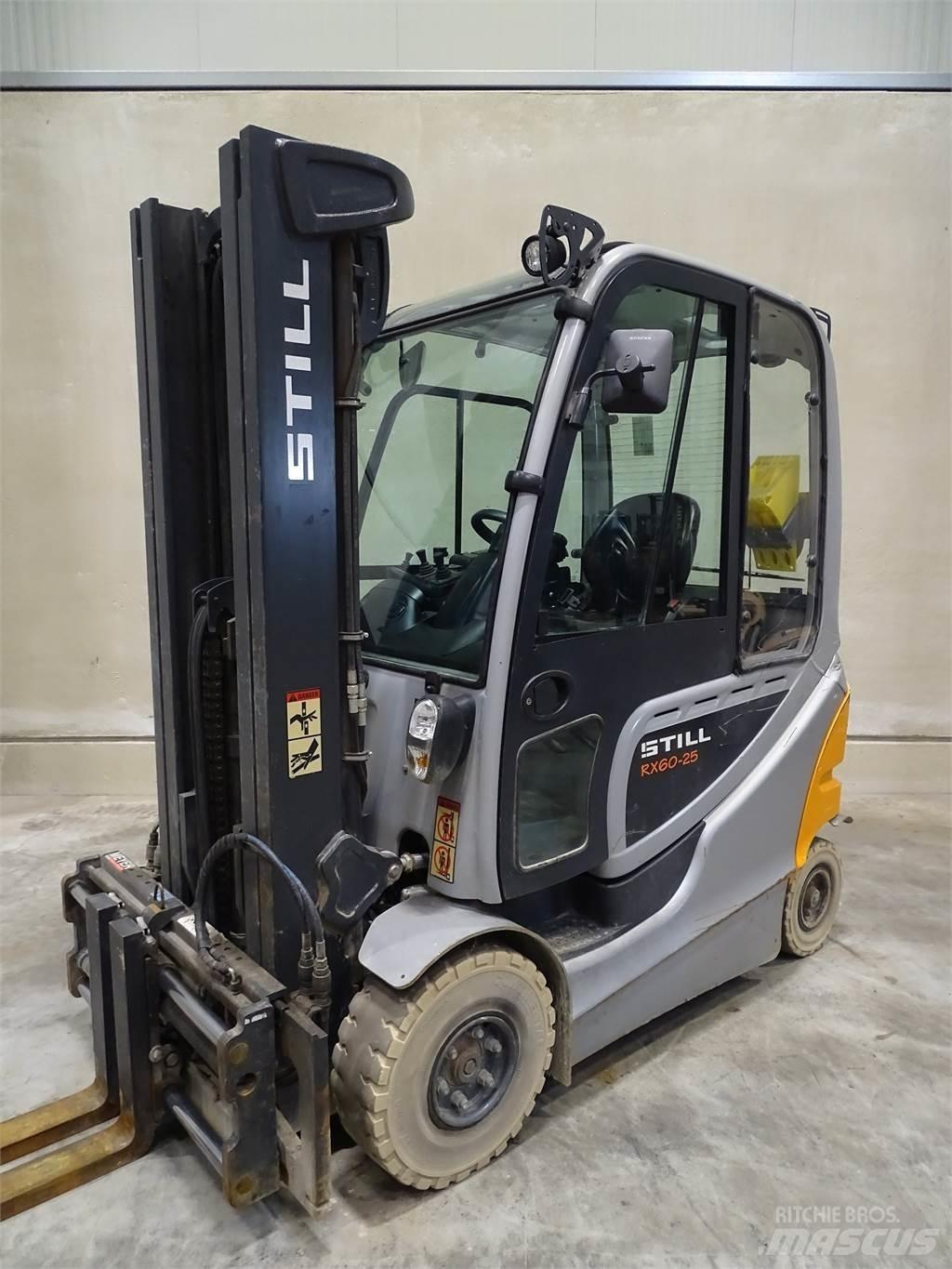 Still RX60-25 شاحنات ذات رافعات شوكية تعمل بالكهرباء