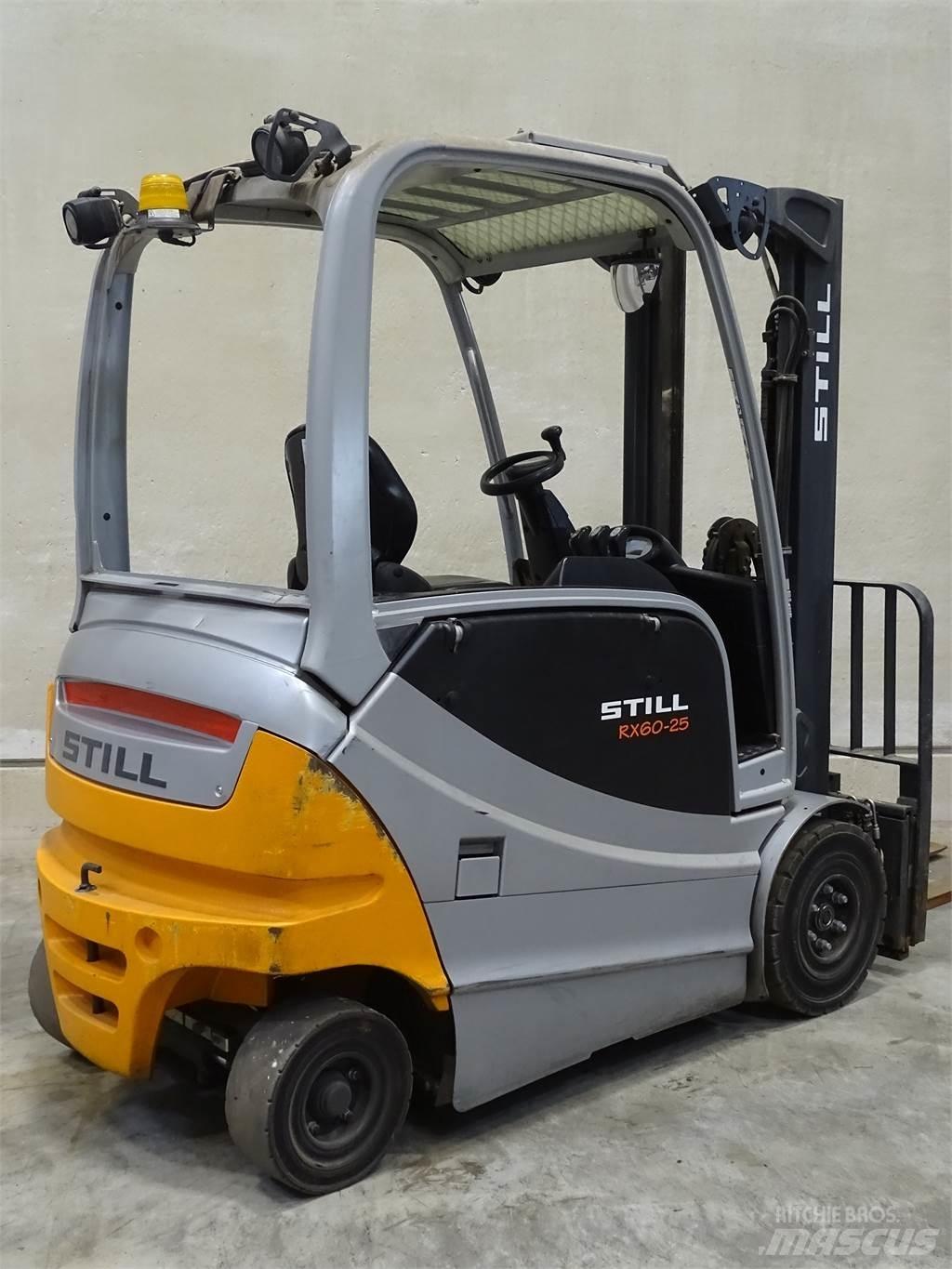 Still RX60-25 شاحنات ذات رافعات شوكية تعمل بالكهرباء