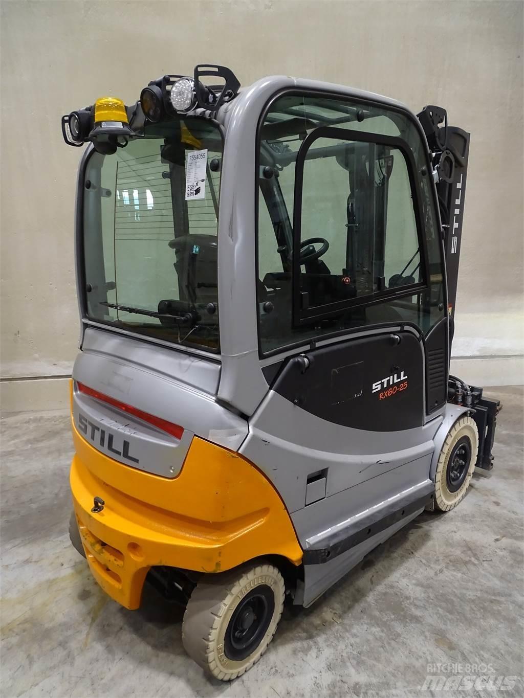 Still RX60-25 شاحنات ذات رافعات شوكية تعمل بالكهرباء