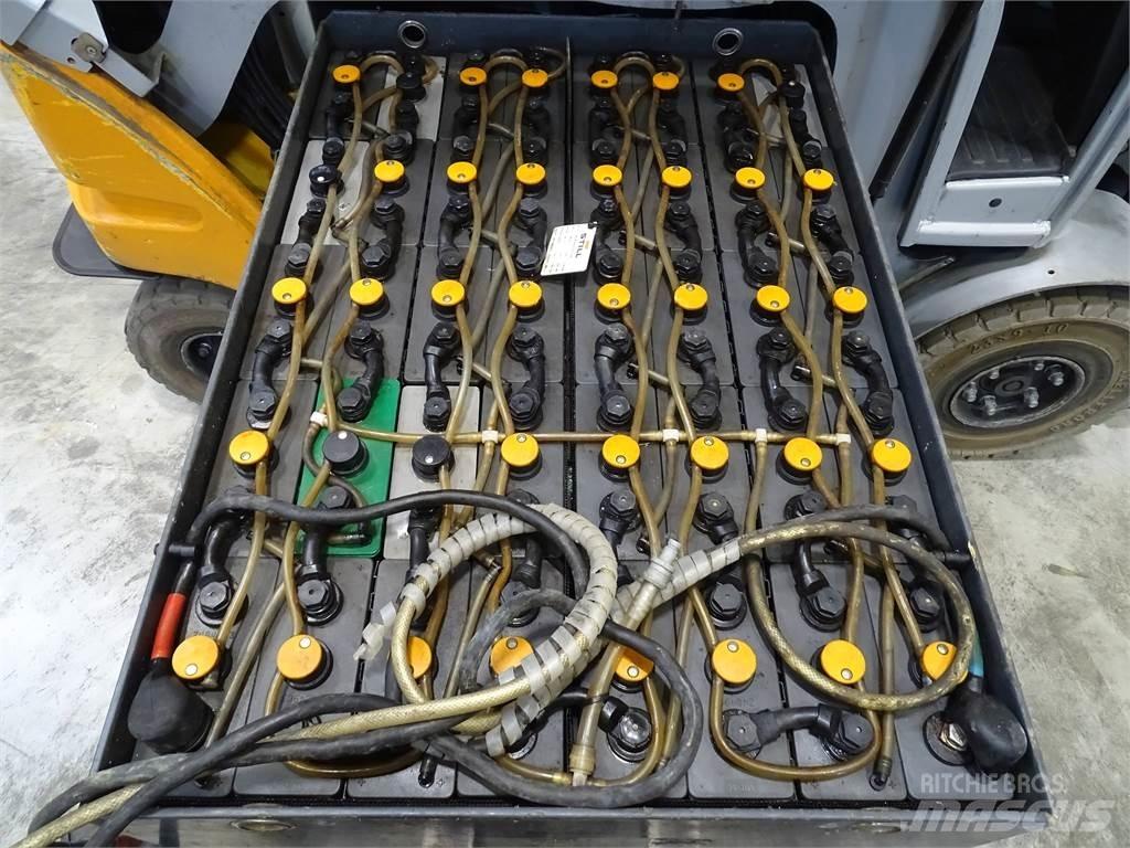 Still RX60-25 شاحنات ذات رافعات شوكية تعمل بالكهرباء