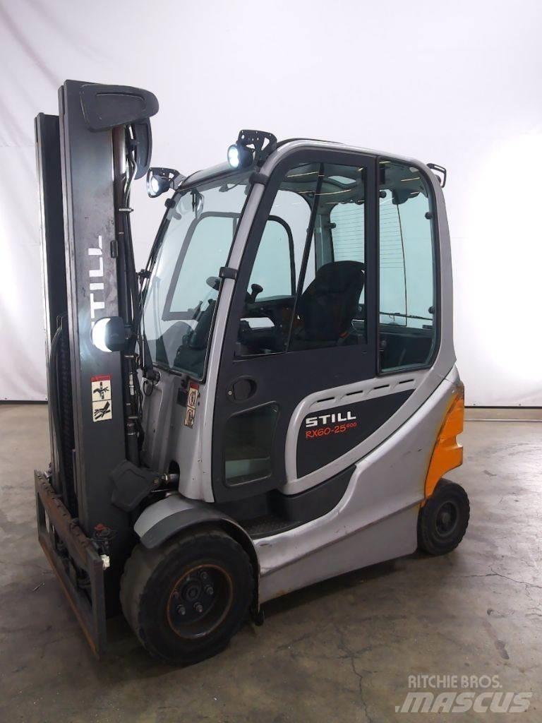 Still RX60-25/600 شاحنات ذات رافعات شوكية تعمل بالكهرباء