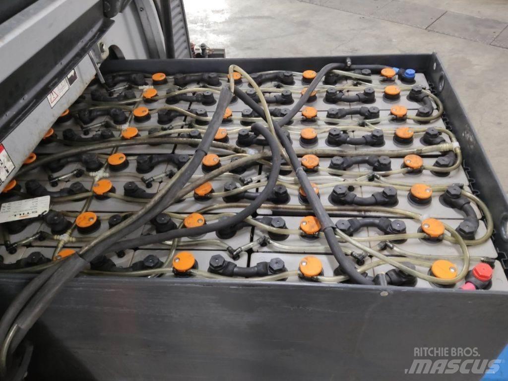 Still RX60-25/600 شاحنات ذات رافعات شوكية تعمل بالكهرباء