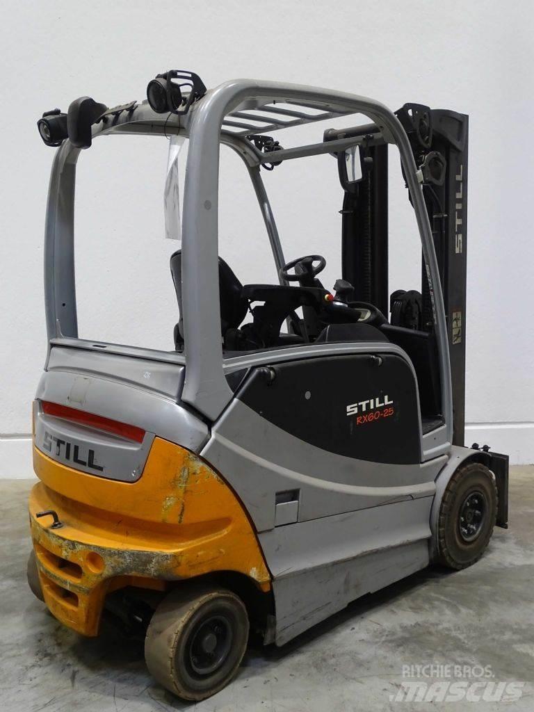 Still RX60-25/600 شاحنات ذات رافعات شوكية تعمل بالكهرباء
