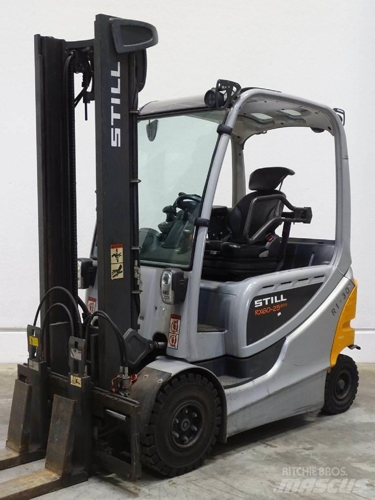 Still RX60-25/600 شاحنات ذات رافعات شوكية تعمل بالكهرباء