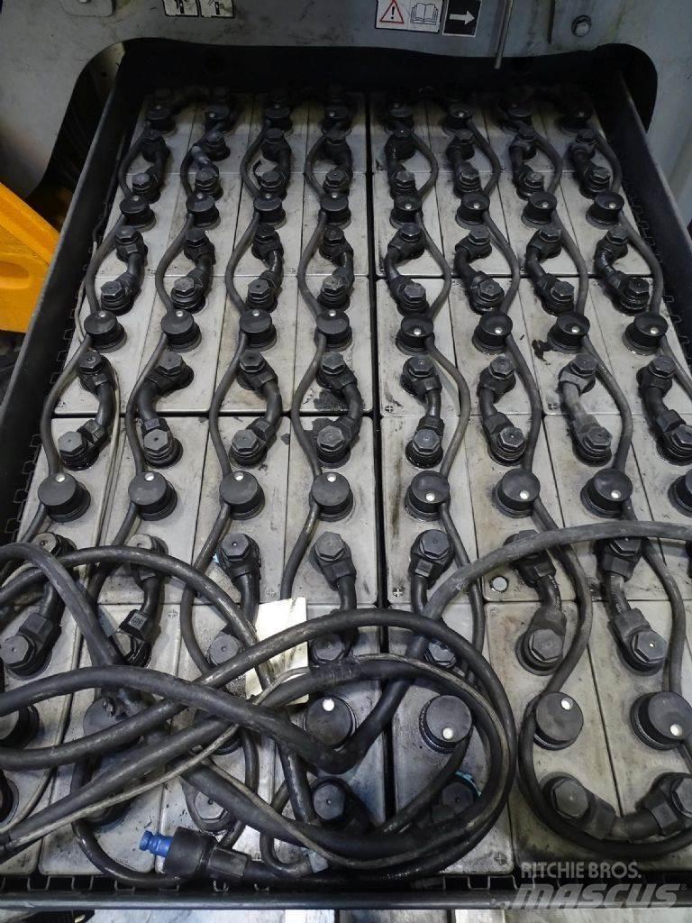 Still RX60-25/600 شاحنات ذات رافعات شوكية تعمل بالكهرباء