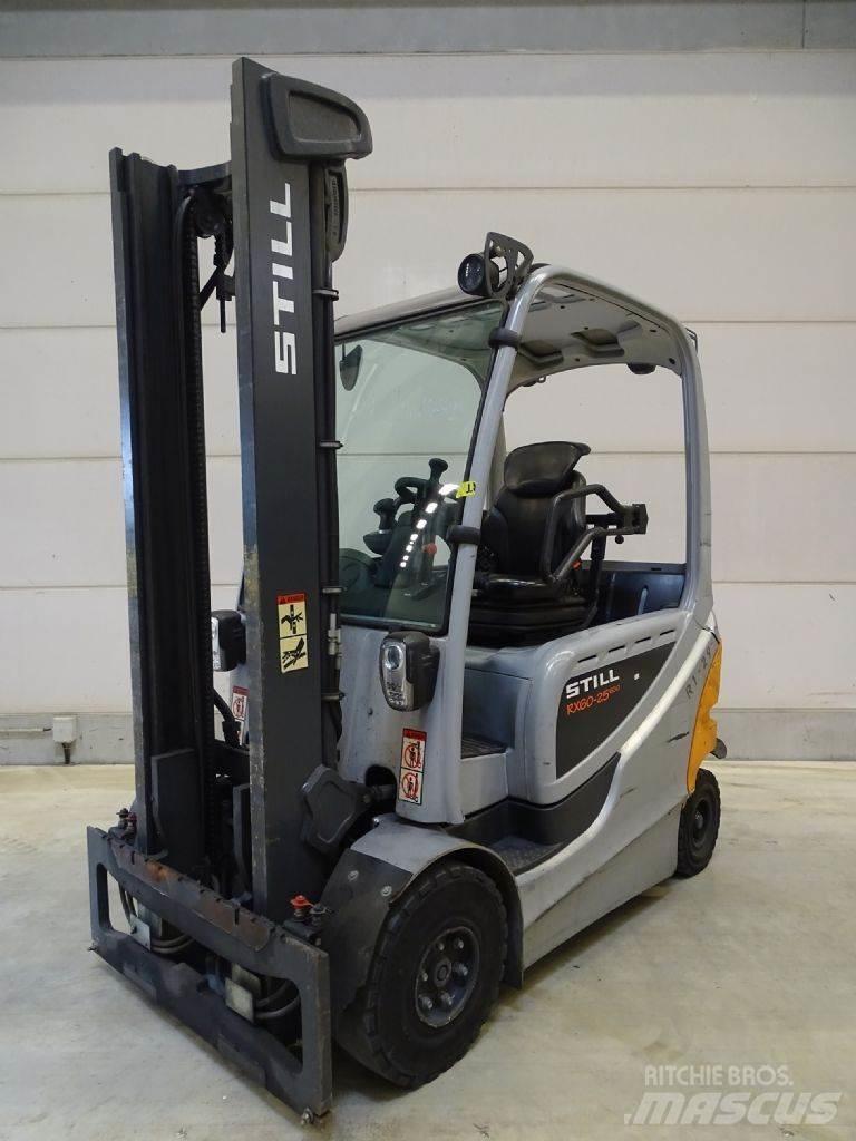 Still RX60-25/600 شاحنات ذات رافعات شوكية تعمل بالكهرباء
