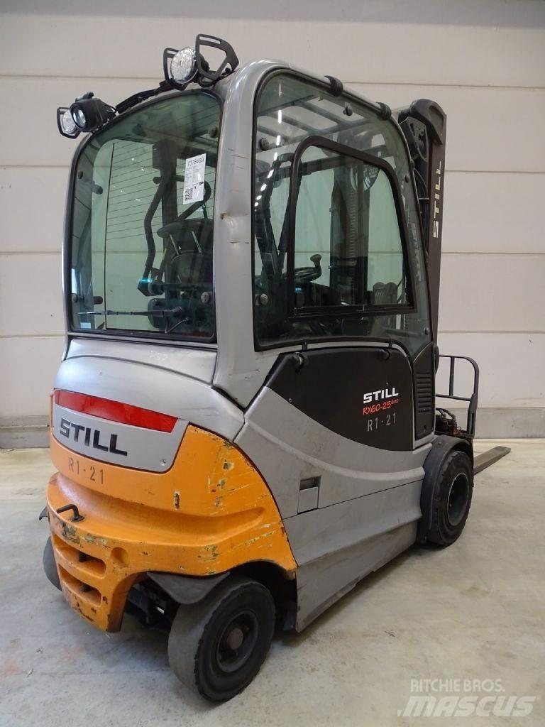 Still RX60-25/600 شاحنات ذات رافعات شوكية تعمل بالكهرباء