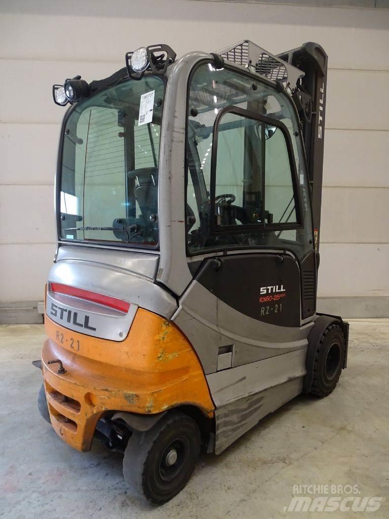 Still RX60-25/600 شاحنات ذات رافعات شوكية تعمل بالكهرباء
