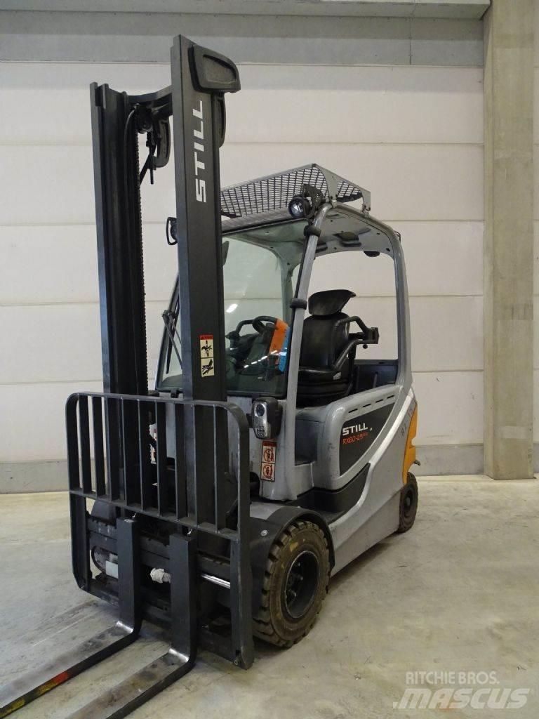 Still RX60-25/600 شاحنات ذات رافعات شوكية تعمل بالكهرباء