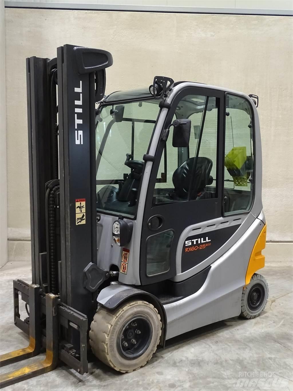 Still RX60-25/600 شاحنات ذات رافعات شوكية تعمل بالكهرباء