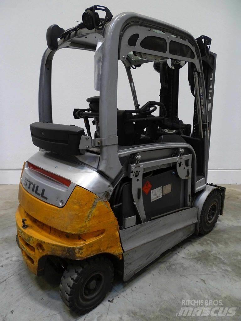 Still RX60-25L شاحنات ذات رافعات شوكية تعمل بالكهرباء