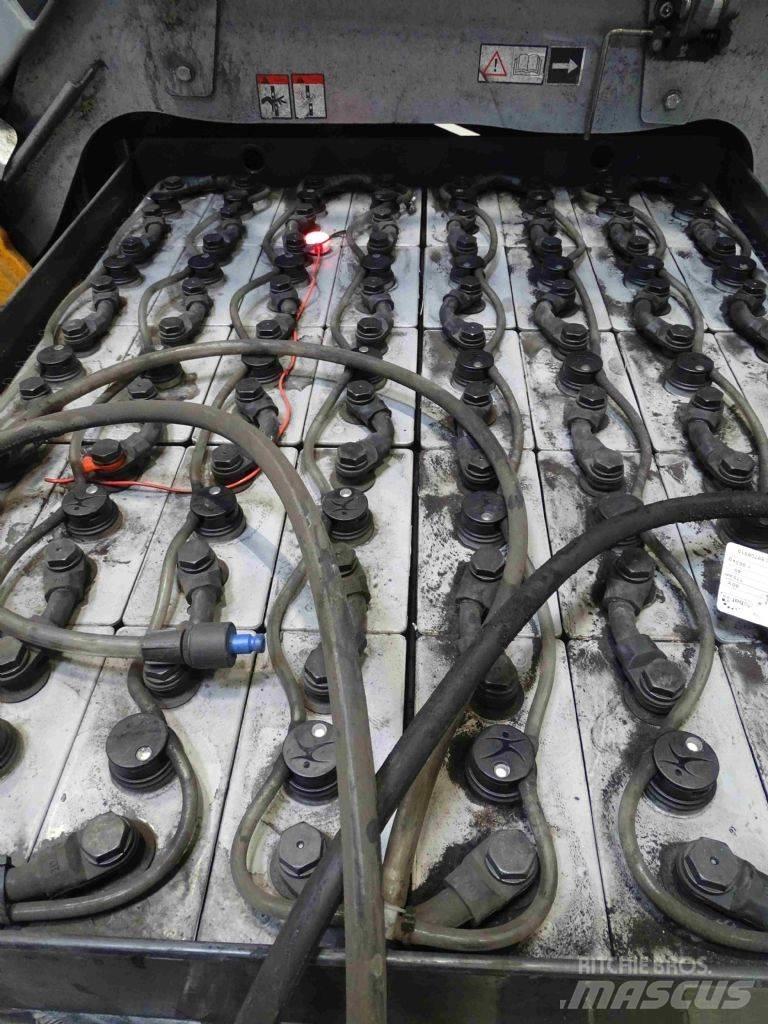 Still RX60-25L شاحنات ذات رافعات شوكية تعمل بالكهرباء