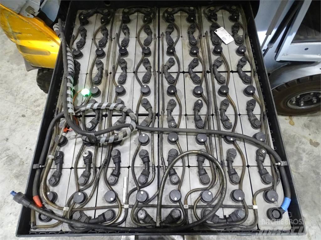 Still RX60-25L شاحنات ذات رافعات شوكية تعمل بالكهرباء