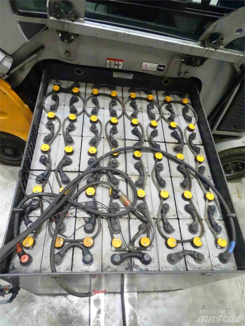 Still RX60-25L شاحنات ذات رافعات شوكية تعمل بالكهرباء