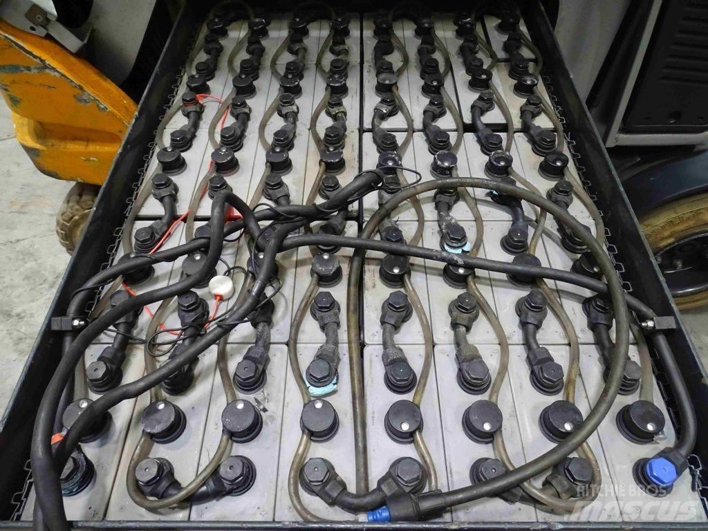 Still RX60-30 شاحنات ذات رافعات شوكية تعمل بالكهرباء