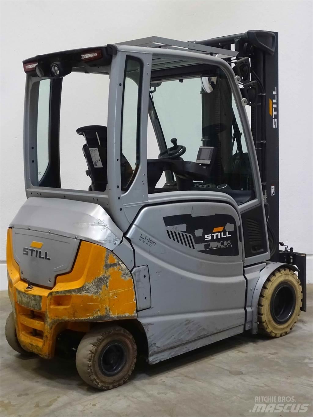 Still RX60-30 شاحنات ذات رافعات شوكية تعمل بالكهرباء