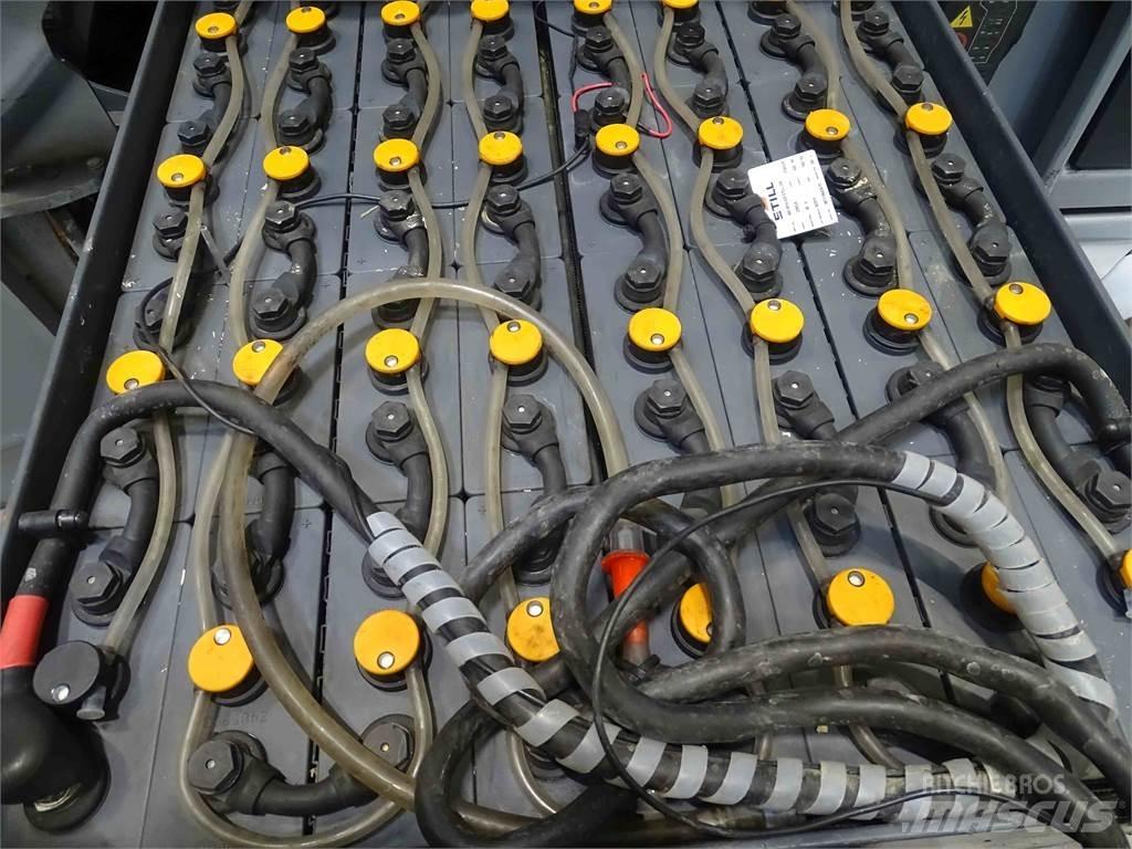 Still RX60-30 شاحنات ذات رافعات شوكية تعمل بالكهرباء