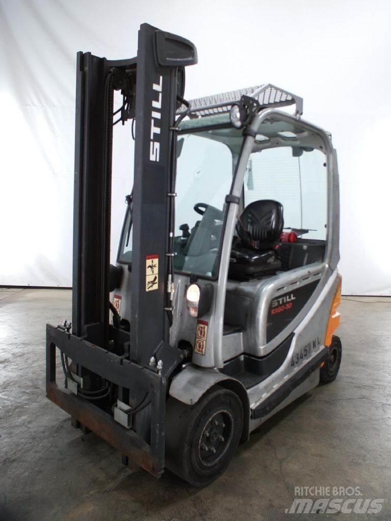 Still RX60-30 شاحنات ذات رافعات شوكية تعمل بالكهرباء