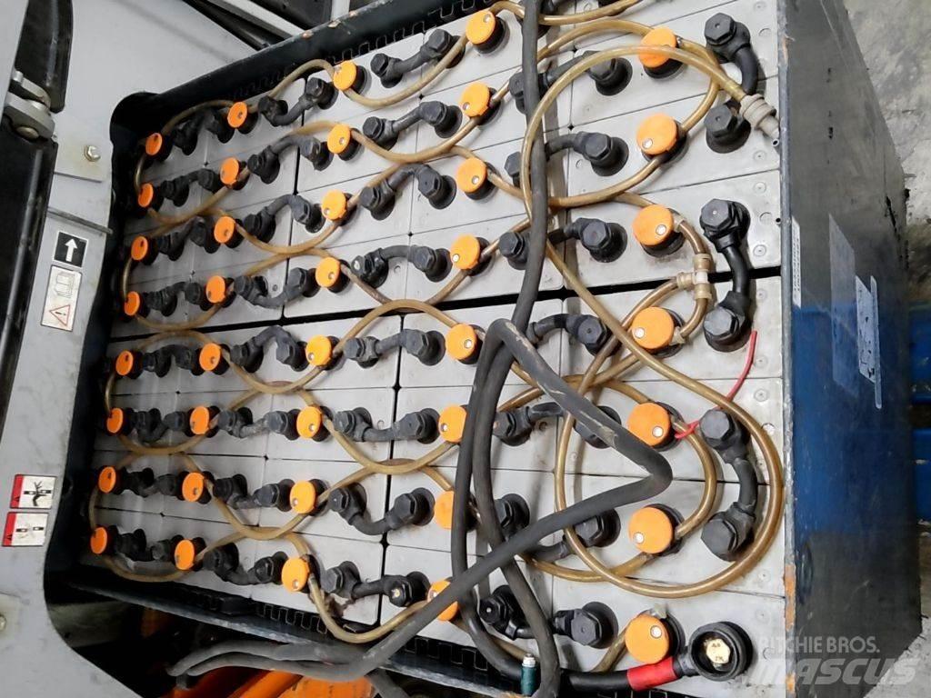 Still RX60-30 شاحنات ذات رافعات شوكية تعمل بالكهرباء