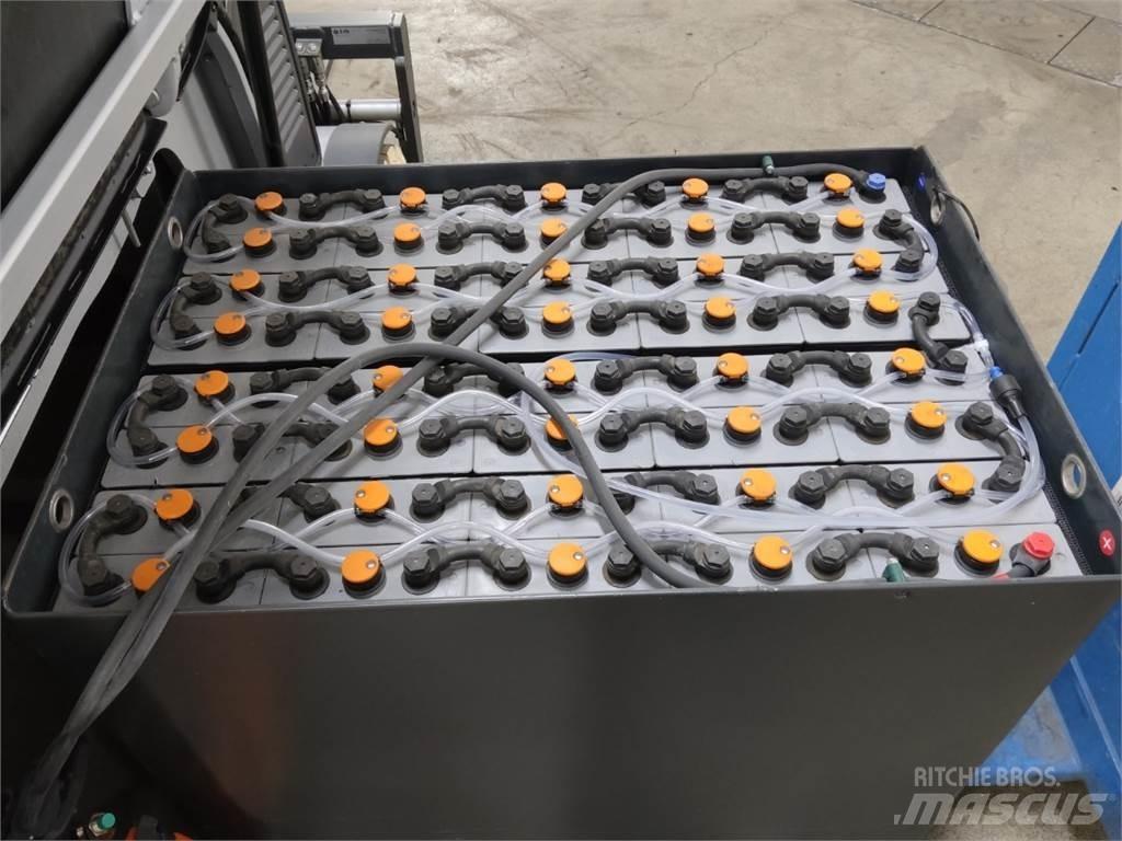 Still RX60-30 شاحنات ذات رافعات شوكية تعمل بالكهرباء