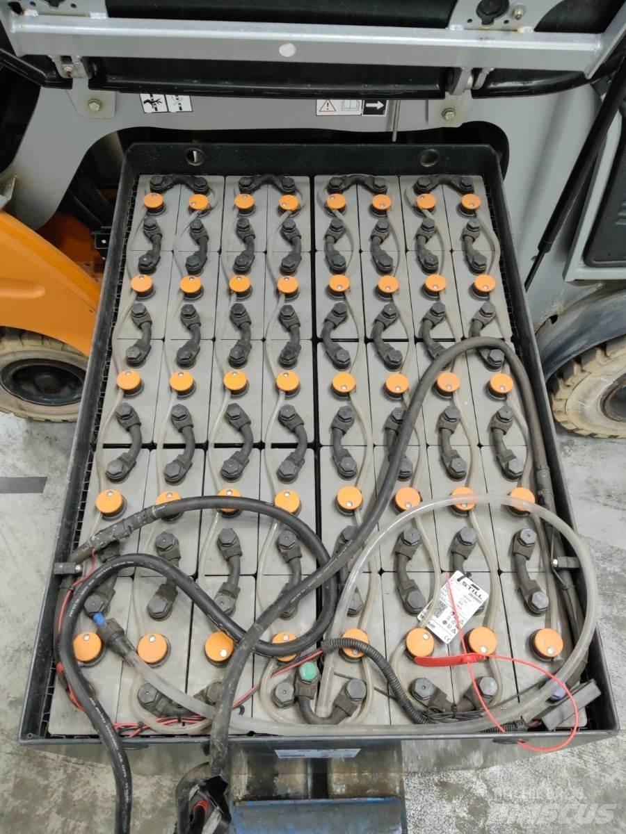 Still RX60-30 شاحنات ذات رافعات شوكية تعمل بالكهرباء