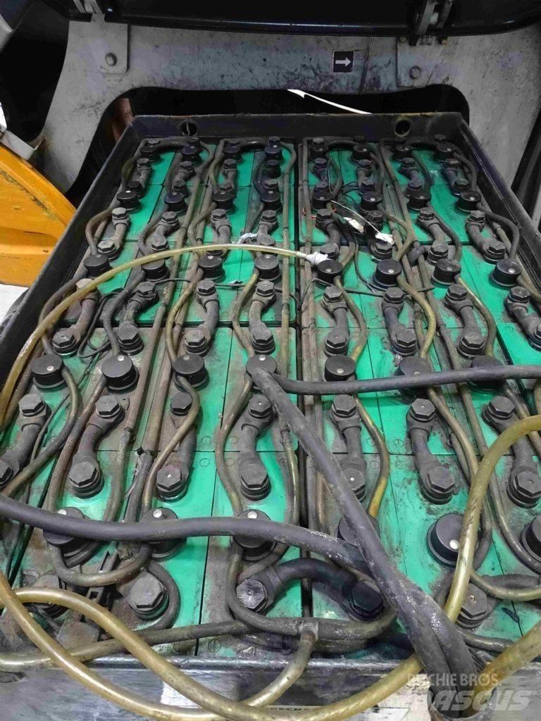 Still RX60-30 شاحنات ذات رافعات شوكية تعمل بالكهرباء