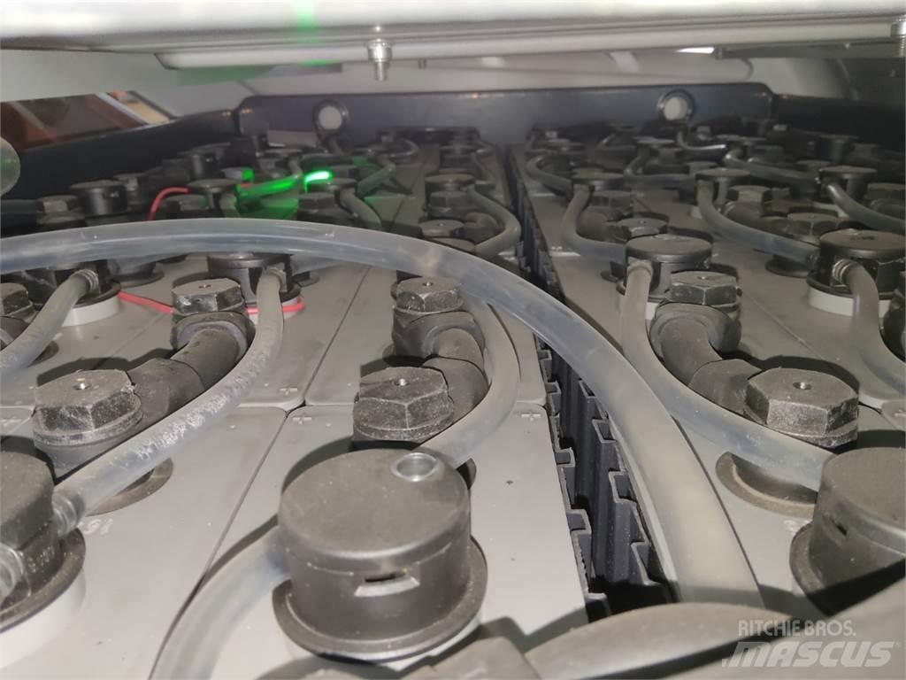 Still RX60-30 شاحنات ذات رافعات شوكية تعمل بالكهرباء