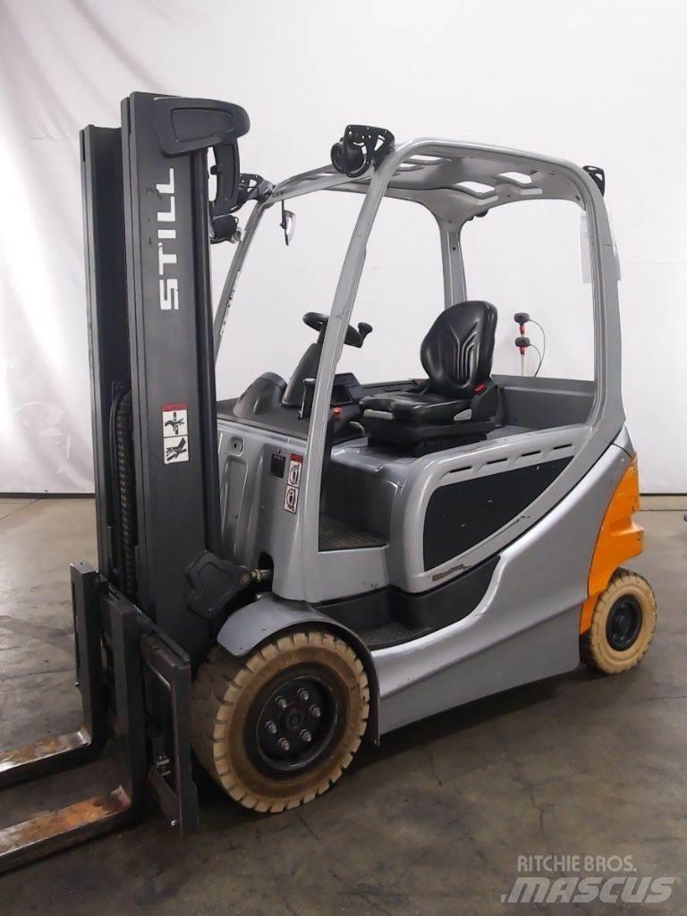 Still RX60-30 شاحنات ذات رافعات شوكية تعمل بالكهرباء