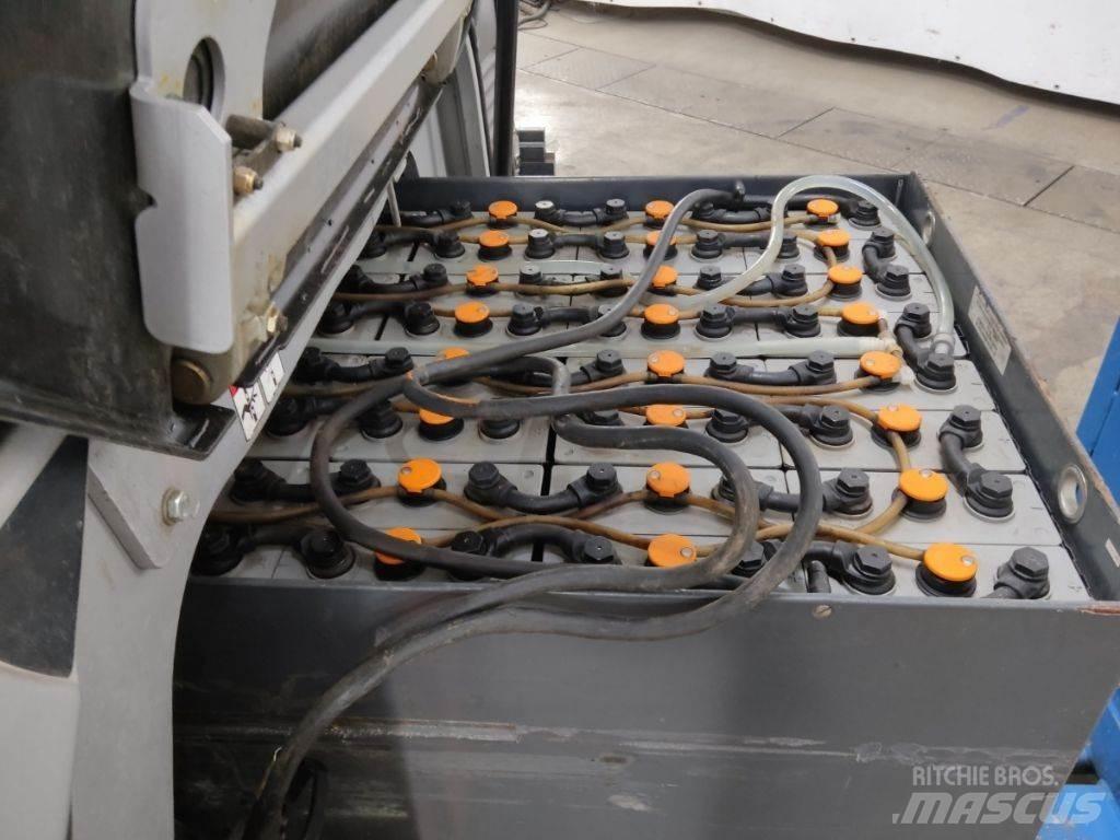 Still RX60-30 شاحنات ذات رافعات شوكية تعمل بالكهرباء