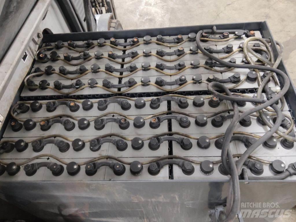 Still RX60-30 شاحنات ذات رافعات شوكية تعمل بالكهرباء