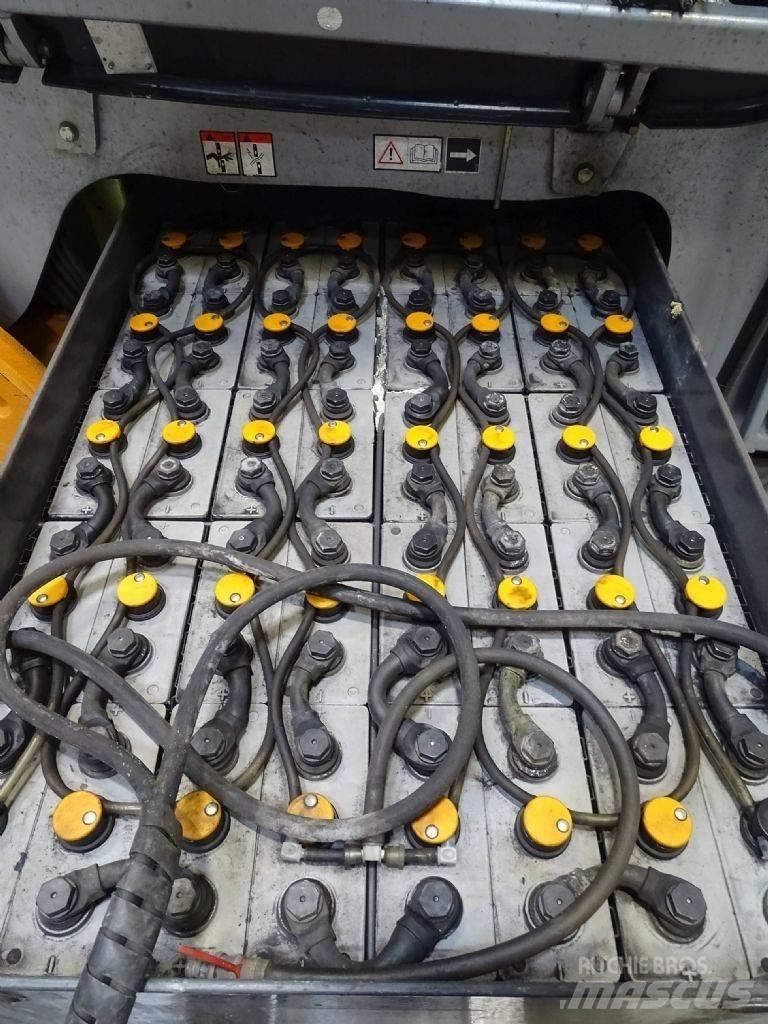 Still RX60-30 شاحنات ذات رافعات شوكية تعمل بالكهرباء