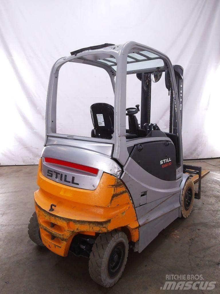 Still RX60-30 شاحنات ذات رافعات شوكية تعمل بالكهرباء