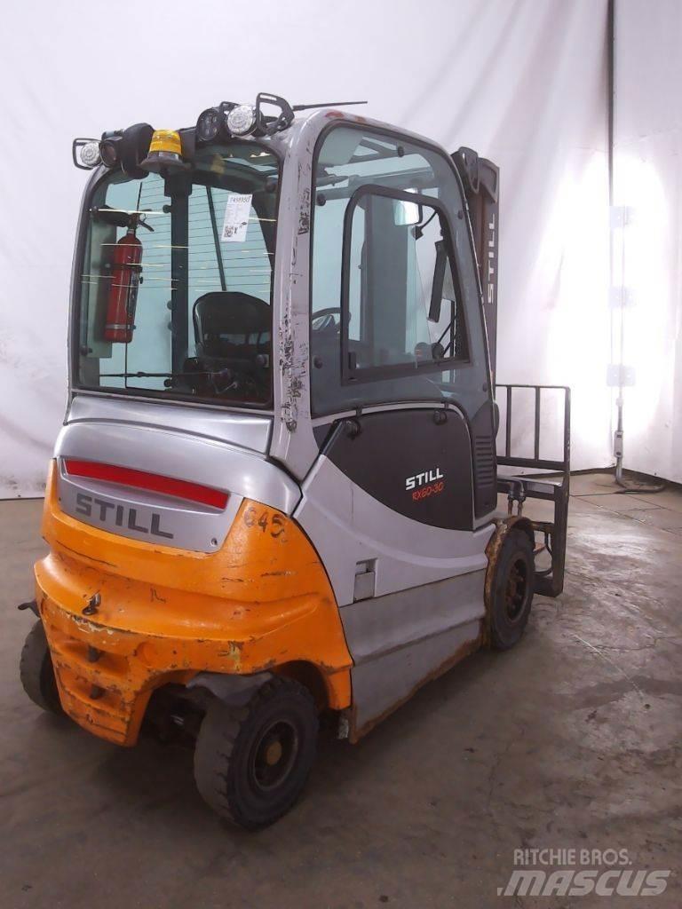 Still RX60-30 شاحنات ذات رافعات شوكية تعمل بالكهرباء