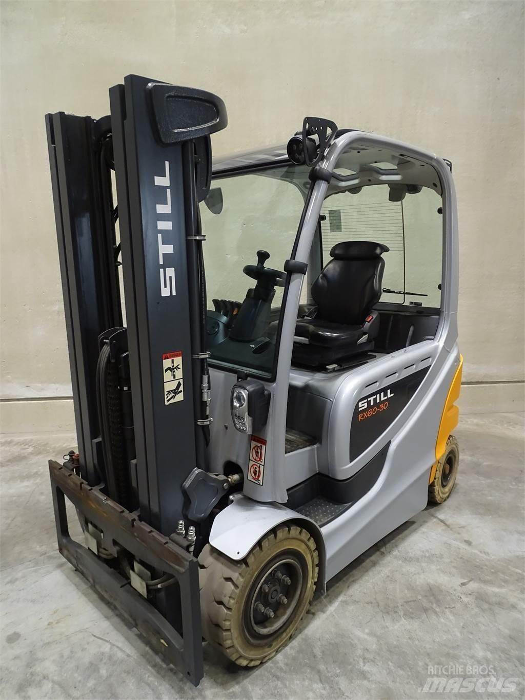 Still RX60-30 شاحنات ذات رافعات شوكية تعمل بالكهرباء