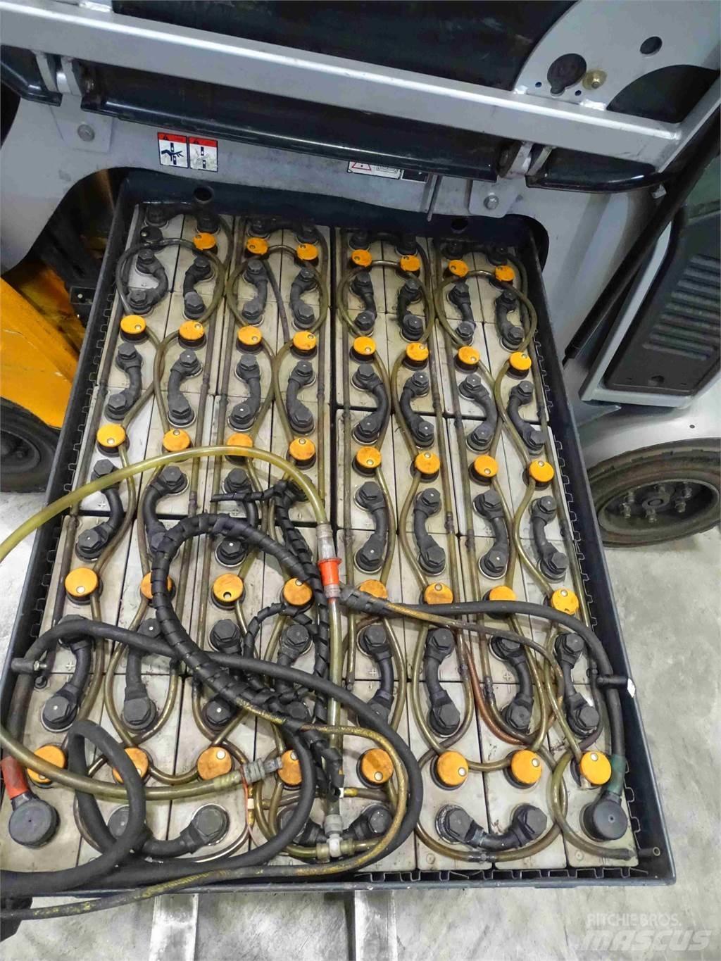 Still RX60-30 شاحنات ذات رافعات شوكية تعمل بالكهرباء