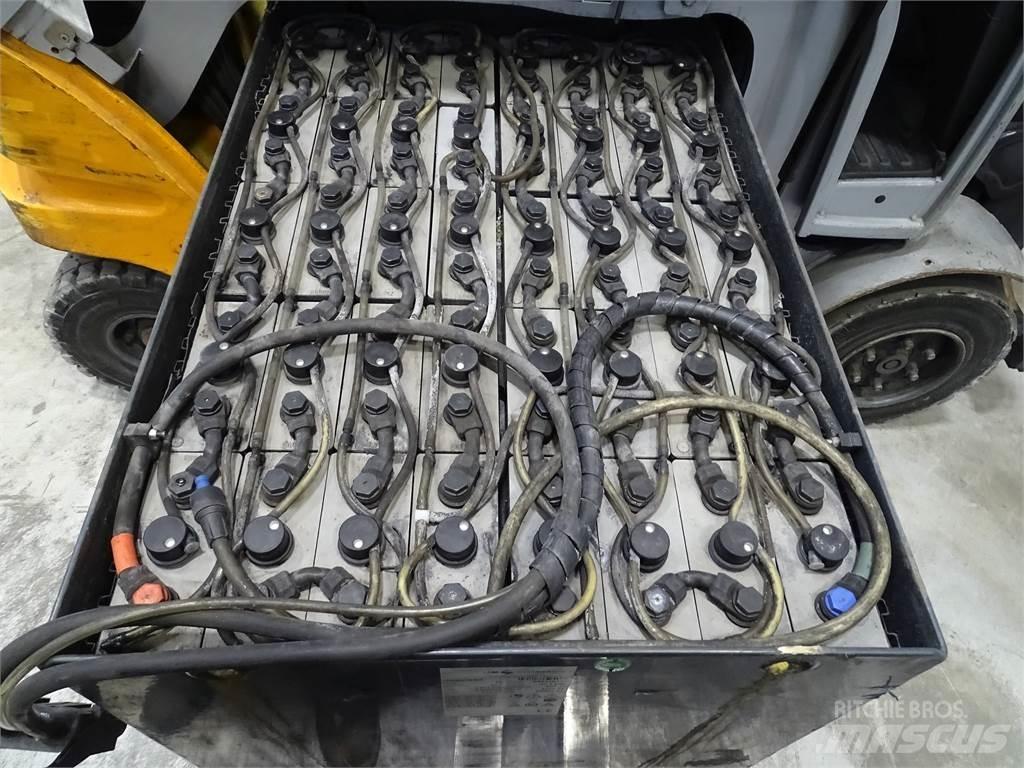 Still RX60-30 شاحنات ذات رافعات شوكية تعمل بالكهرباء